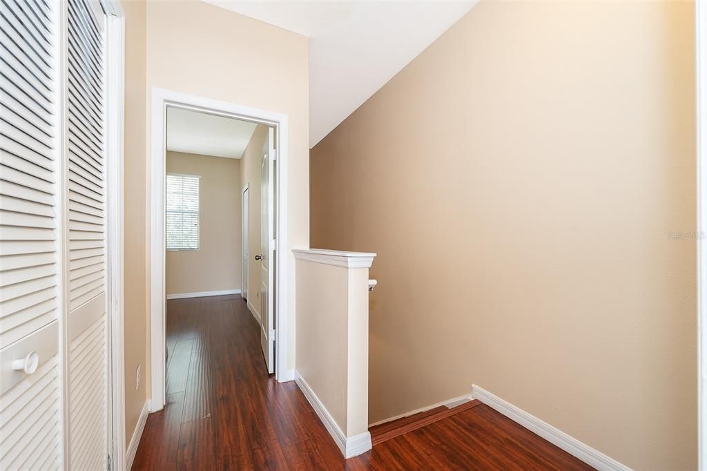 For Rent: $1,800 (2 beds, 2 baths, 987 Square Feet)