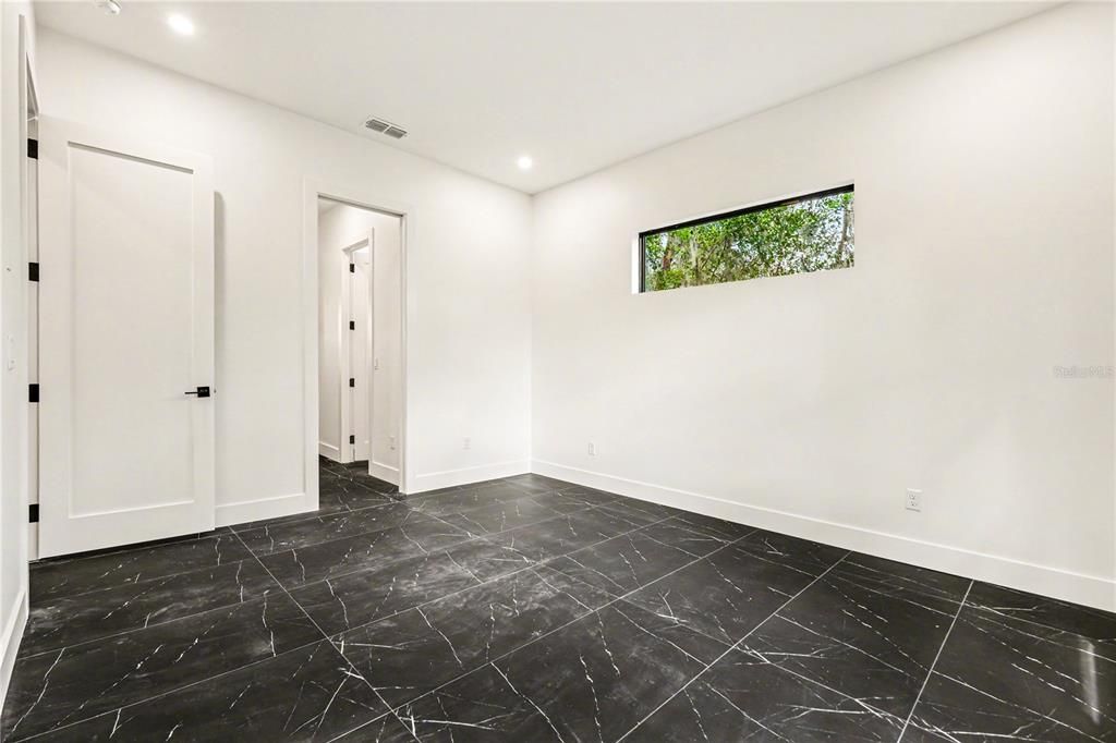 For Sale: $650,000 (3 beds, 2 baths, 2098 Square Feet)