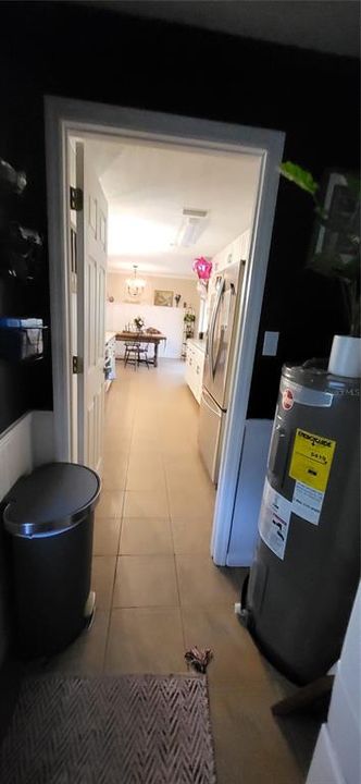 For Sale: $300,000 (3 beds, 2 baths, 1288 Square Feet)