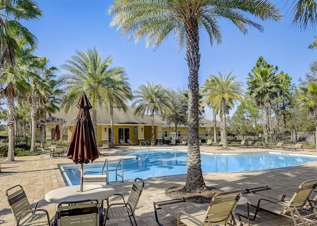 En Venta: $599,900 (4 camas, 4 baños, 3568 Pies cuadrados)