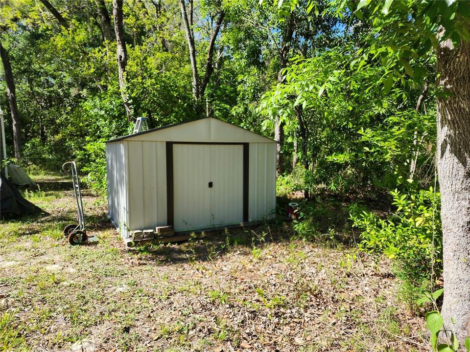 For Sale: $185,000 (1 beds, 1 baths, 600 Square Feet)