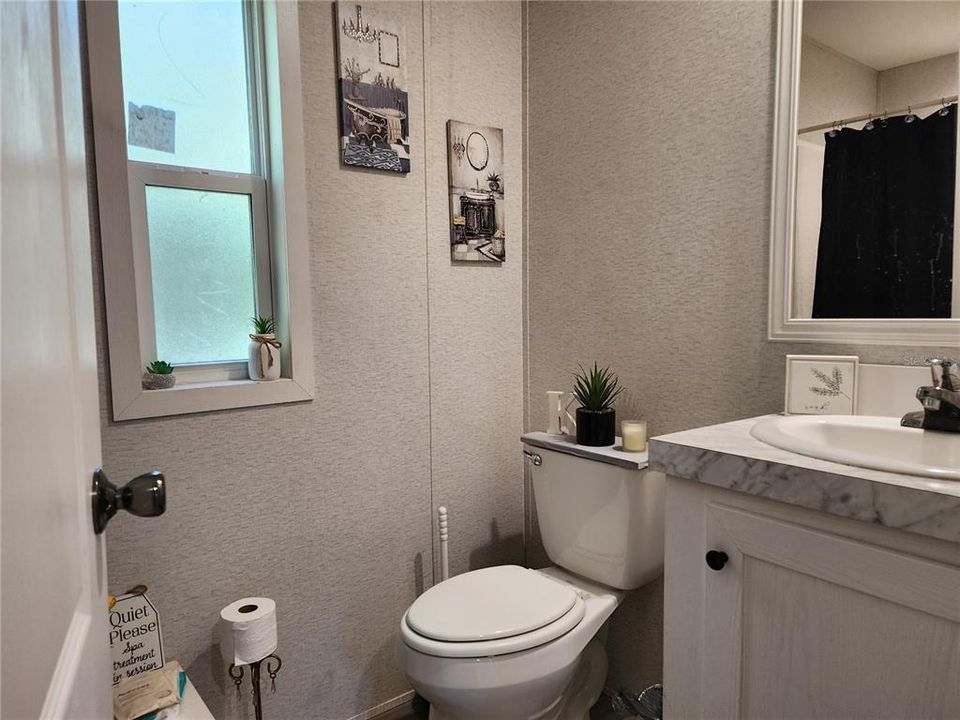 For Sale: $185,000 (1 beds, 1 baths, 600 Square Feet)