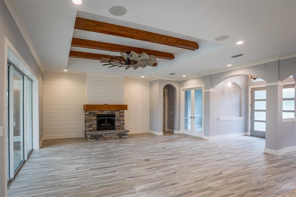 For Sale: $779,360 (4 beds, 2 baths, 2527 Square Feet)