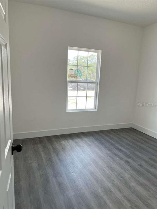 For Sale: $344,900 (4 beds, 2 baths, 1644 Square Feet)