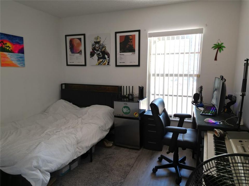 Activo con contrato: $169,900 (2 camas, 2 baños, 912 Pies cuadrados)