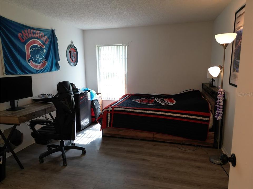 Activo con contrato: $169,900 (2 camas, 2 baños, 912 Pies cuadrados)