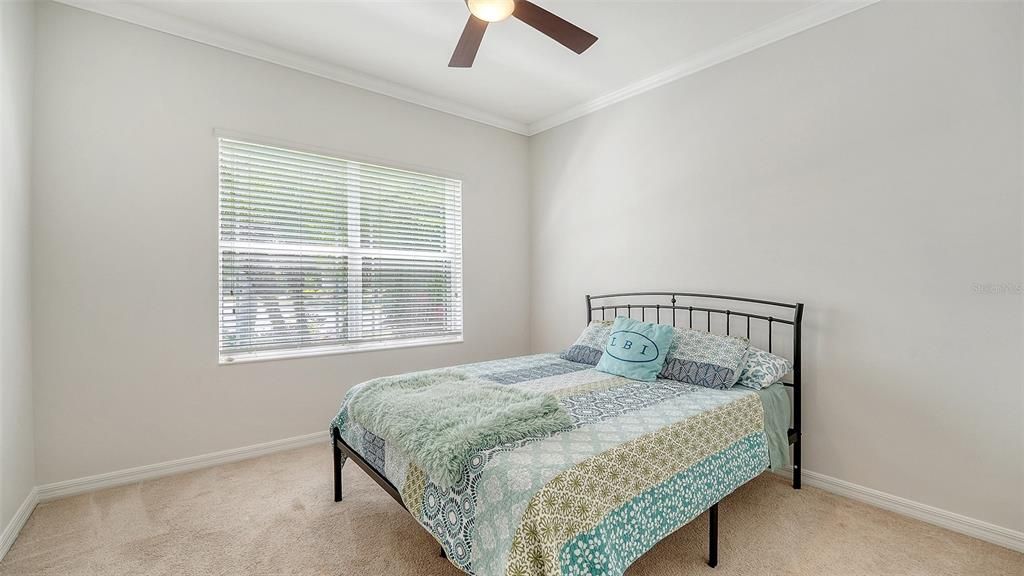 Activo con contrato: $525,000 (3 camas, 2 baños, 2106 Pies cuadrados)