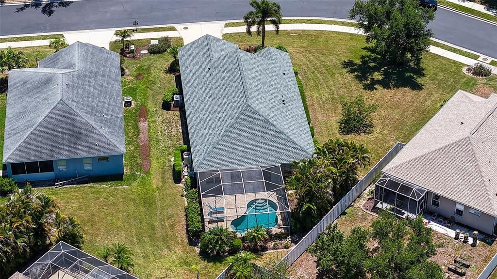 Activo con contrato: $525,000 (3 camas, 2 baños, 2106 Pies cuadrados)