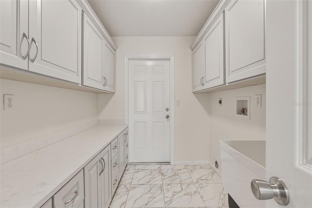 На продажу: $465,000 (3 спален, 2 ванн, 1725 Квадратных фут)