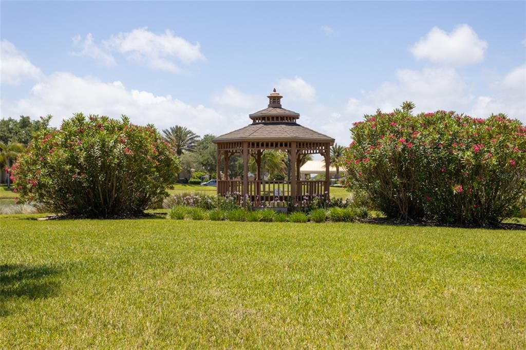 For Sale: $645,000 (0.90 acres)