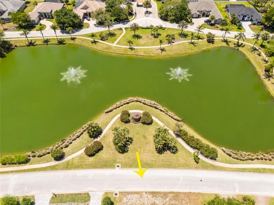 For Sale: $645,000 (0.90 acres)