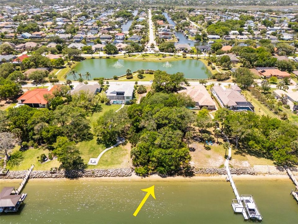 For Sale: $645,000 (0.90 acres)