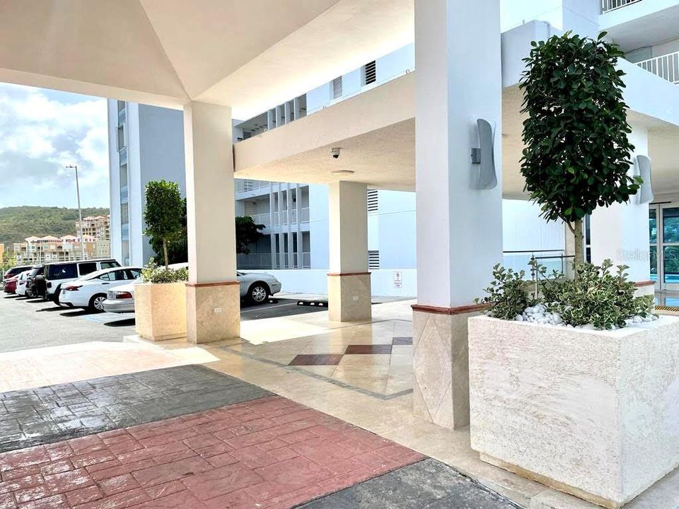 For Sale: $252,000 (1 beds, 1 baths, 0 Square Feet)