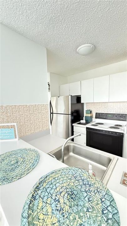 For Sale: $252,000 (1 beds, 1 baths, 0 Square Feet)