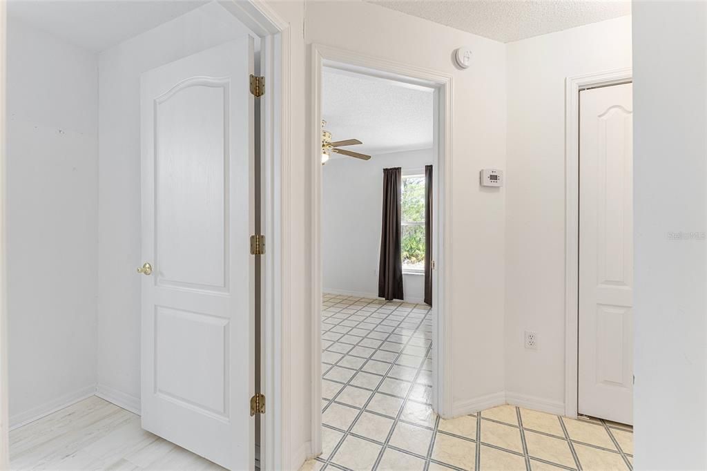 Activo con contrato: $350,000 (3 camas, 2 baños, 1763 Pies cuadrados)