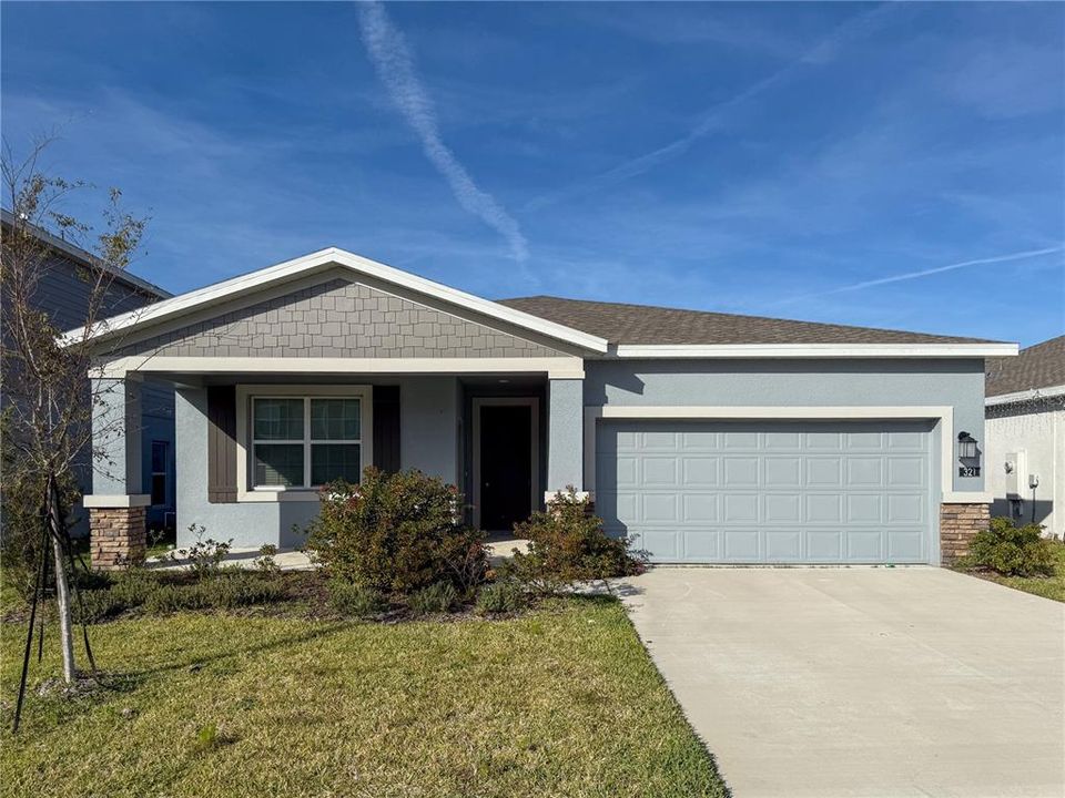 Recently Rented: $1,000 (1 beds, 1 baths, 2093 Square Feet)