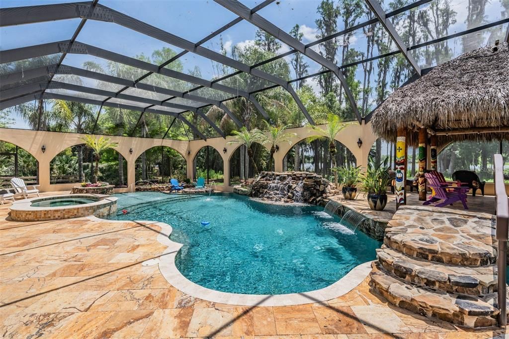 En Venta: $1,240,000 (5 camas, 4 baños, 4888 Pies cuadrados)