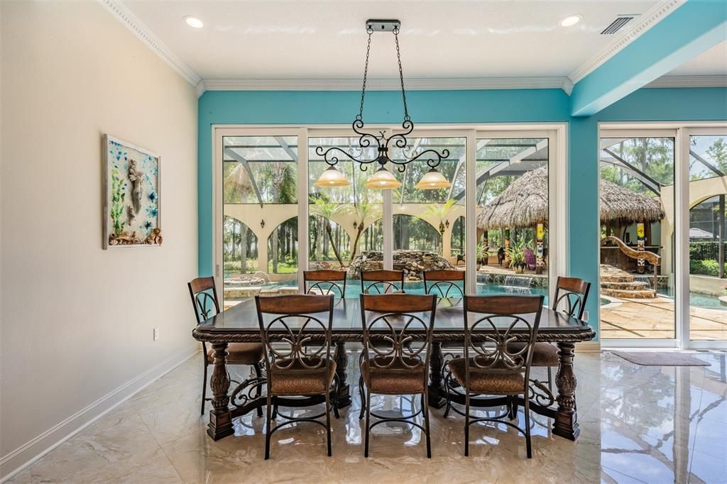 En Venta: $1,240,000 (5 camas, 4 baños, 4888 Pies cuadrados)