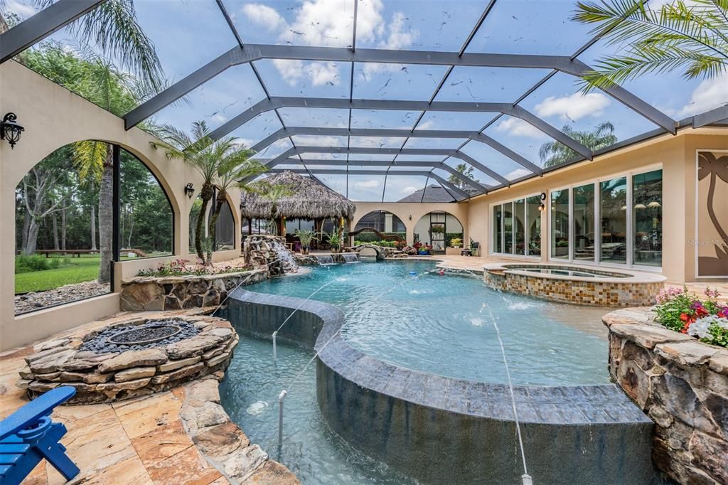 En Venta: $1,240,000 (5 camas, 4 baños, 4888 Pies cuadrados)