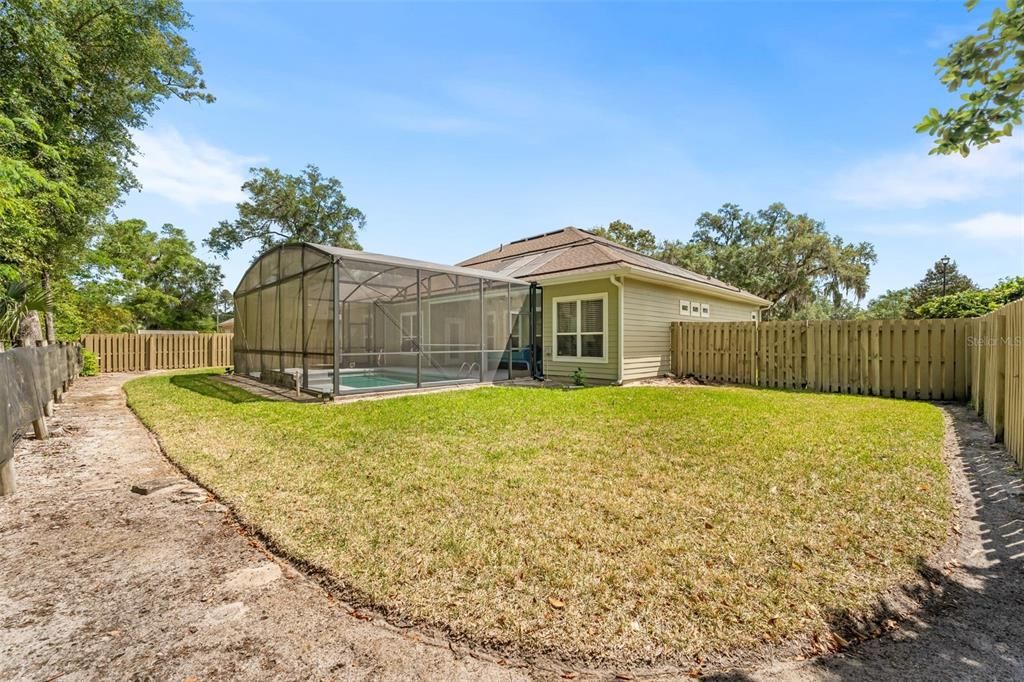 Activo con contrato: $540,000 (4 camas, 3 baños, 2148 Pies cuadrados)