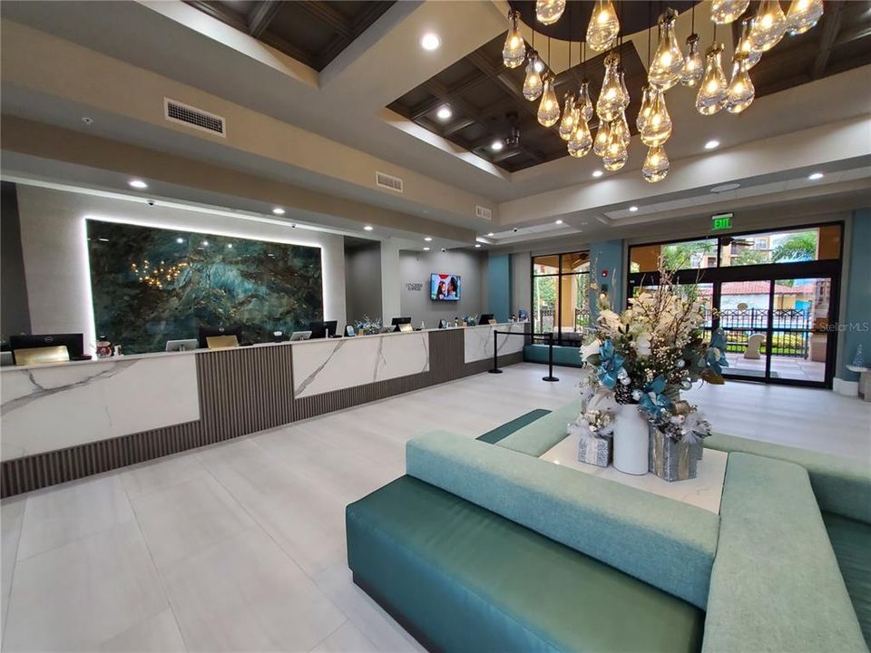На продажу: $189,999 (2 спален, 2 ванн, 957 Квадратных фут)