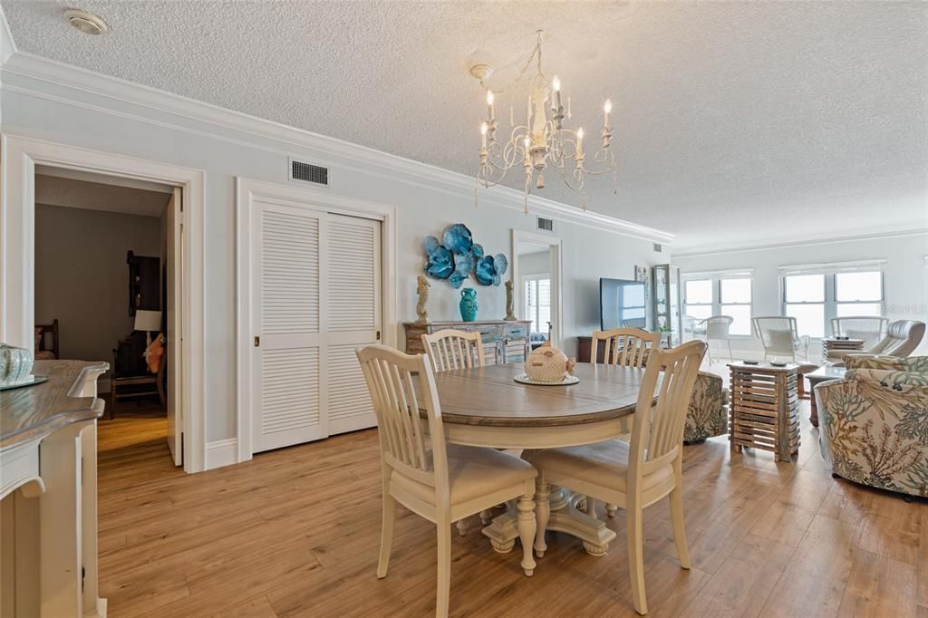 For Rent: $5,000 (2 beds, 2 baths, 1360 Square Feet)