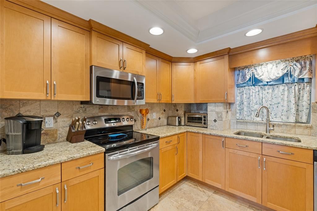 For Rent: $5,000 (2 beds, 2 baths, 1360 Square Feet)