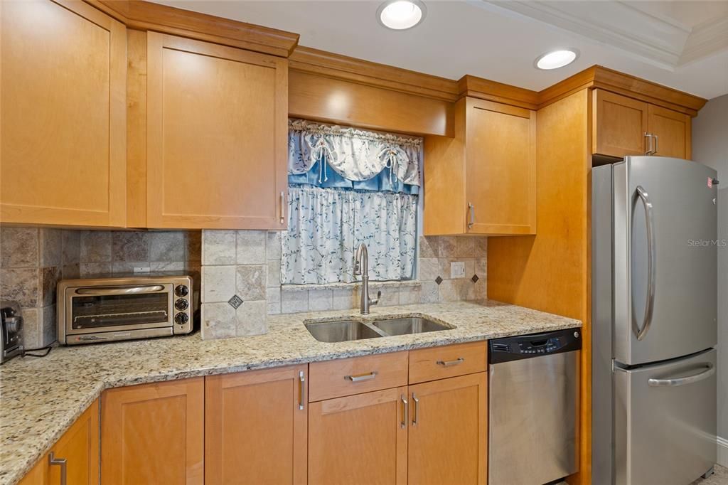For Rent: $5,000 (2 beds, 2 baths, 1360 Square Feet)