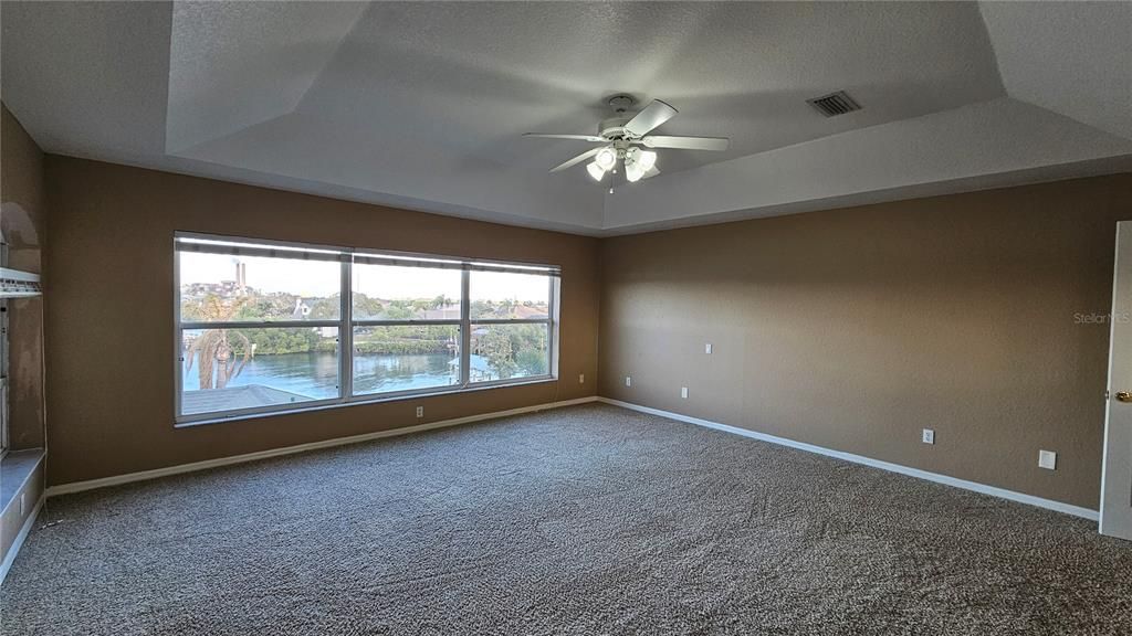 For Rent: $3,200 (3 beds, 2 baths, 2245 Square Feet)