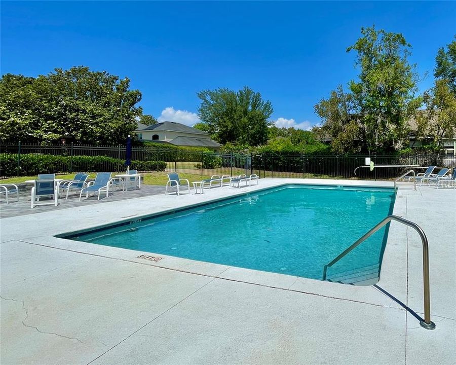 For Sale: $429,900 (4 beds, 2 baths, 1939 Square Feet)