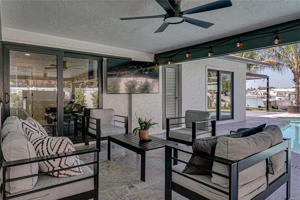 For Sale: $1,849,000 (4 beds, 3 baths, 2014 Square Feet)