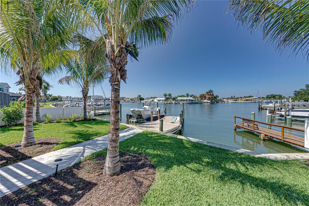 For Sale: $1,849,000 (4 beds, 3 baths, 2014 Square Feet)