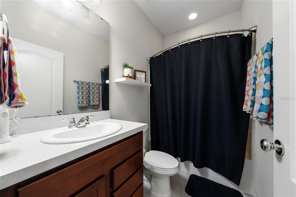 For Sale: $299,000 (4 beds, 3 baths, 1978 Square Feet)