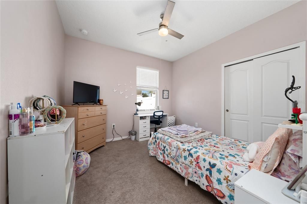 For Sale: $299,000 (4 beds, 3 baths, 1978 Square Feet)