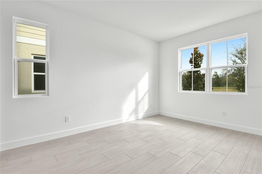 En Venta: $439,999 (5 camas, 3 baños, 3030 Pies cuadrados)