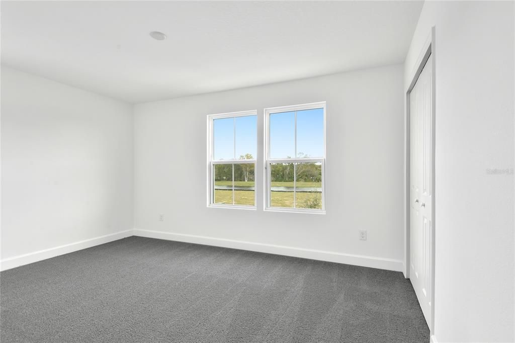 En Venta: $439,999 (5 camas, 3 baños, 3030 Pies cuadrados)