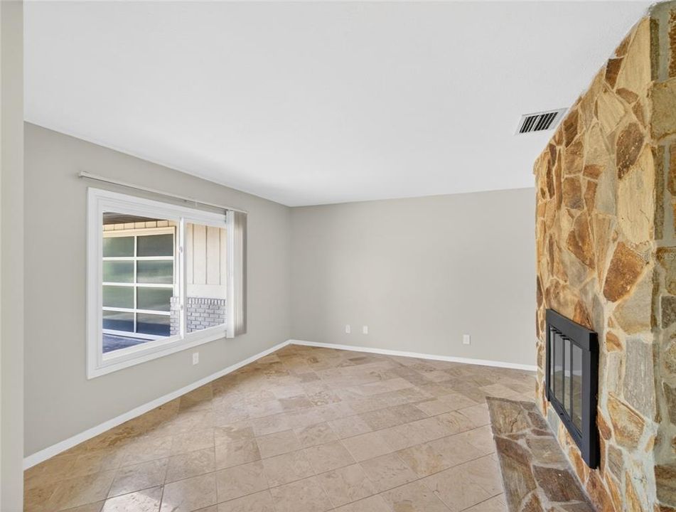 For Sale: $429,900 (4 beds, 2 baths, 1983 Square Feet)