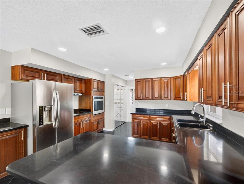 For Sale: $429,900 (4 beds, 2 baths, 1983 Square Feet)