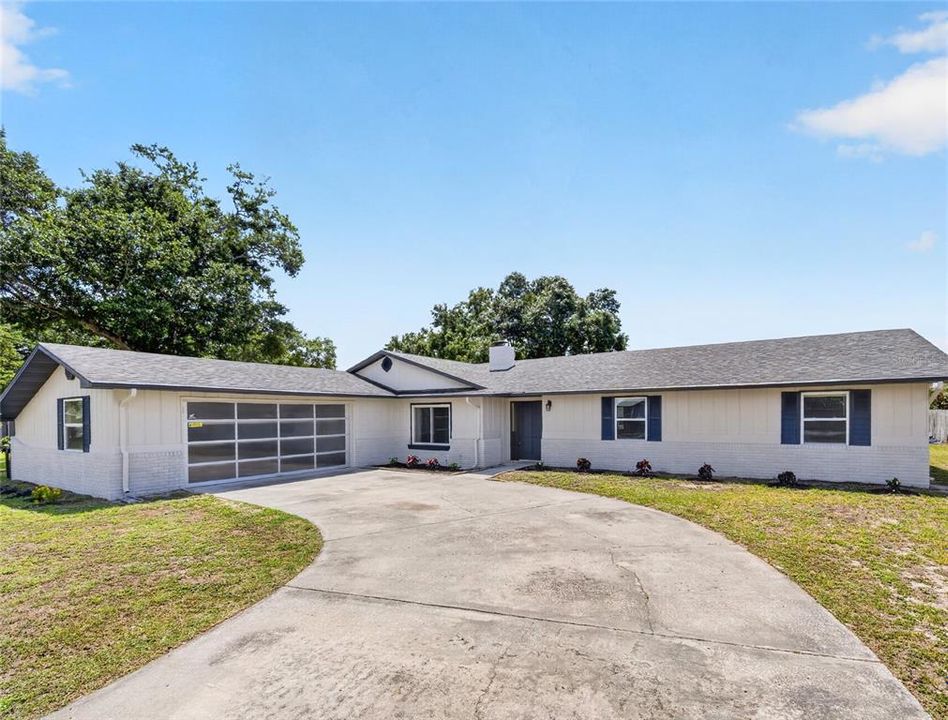 For Sale: $429,900 (4 beds, 2 baths, 1983 Square Feet)