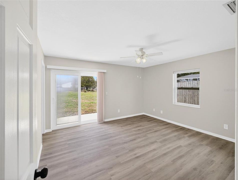 For Sale: $429,900 (4 beds, 2 baths, 1983 Square Feet)