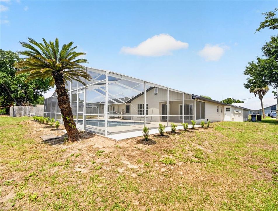 For Sale: $429,900 (4 beds, 2 baths, 1983 Square Feet)