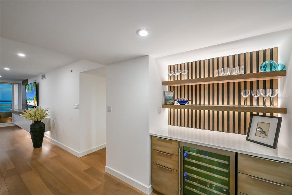 For Sale: $1,499,000 (2 beds, 2 baths, 1555 Square Feet)