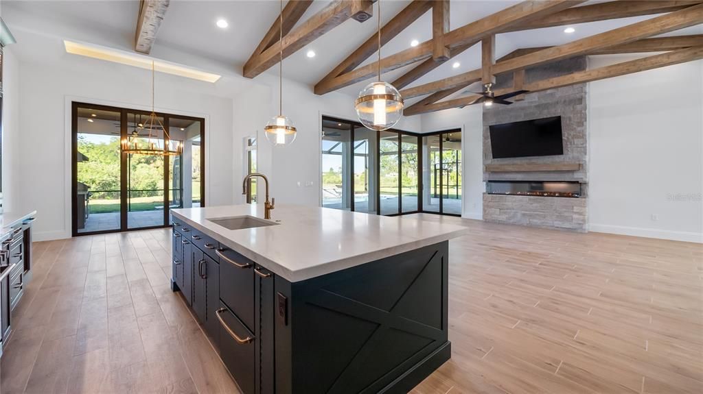 For Sale: $1,950,000 (5 beds, 4 baths, 4117 Square Feet)