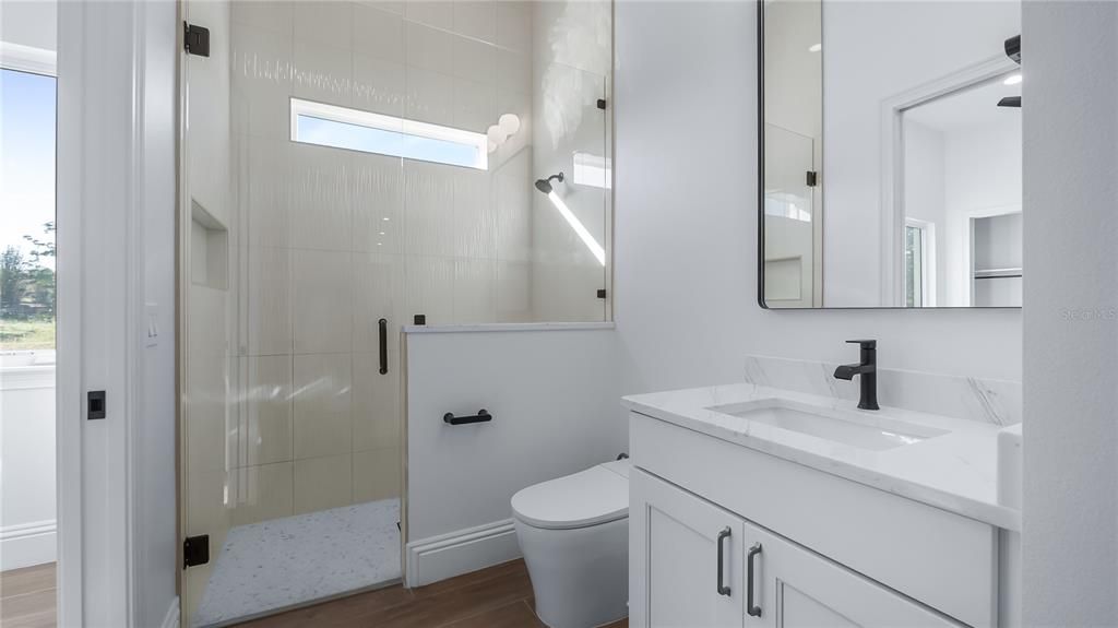 For Sale: $1,950,000 (5 beds, 4 baths, 4117 Square Feet)