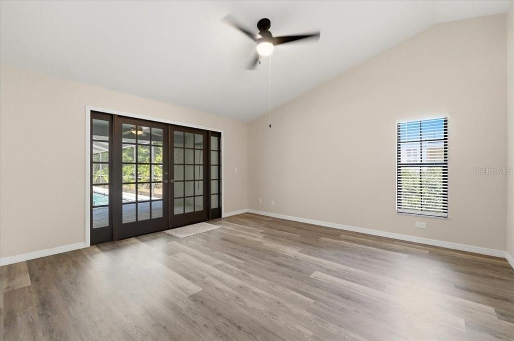 For Sale: $565,000 (4 beds, 3 baths, 2292 Square Feet)