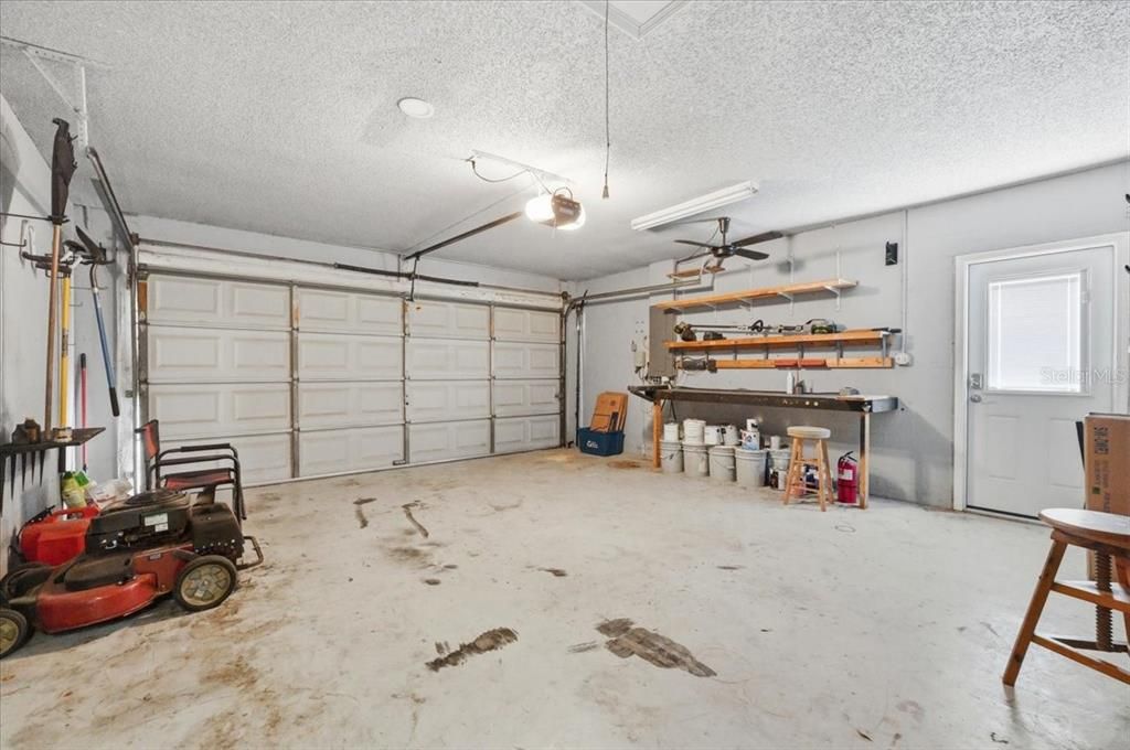 For Sale: $565,000 (4 beds, 3 baths, 2292 Square Feet)