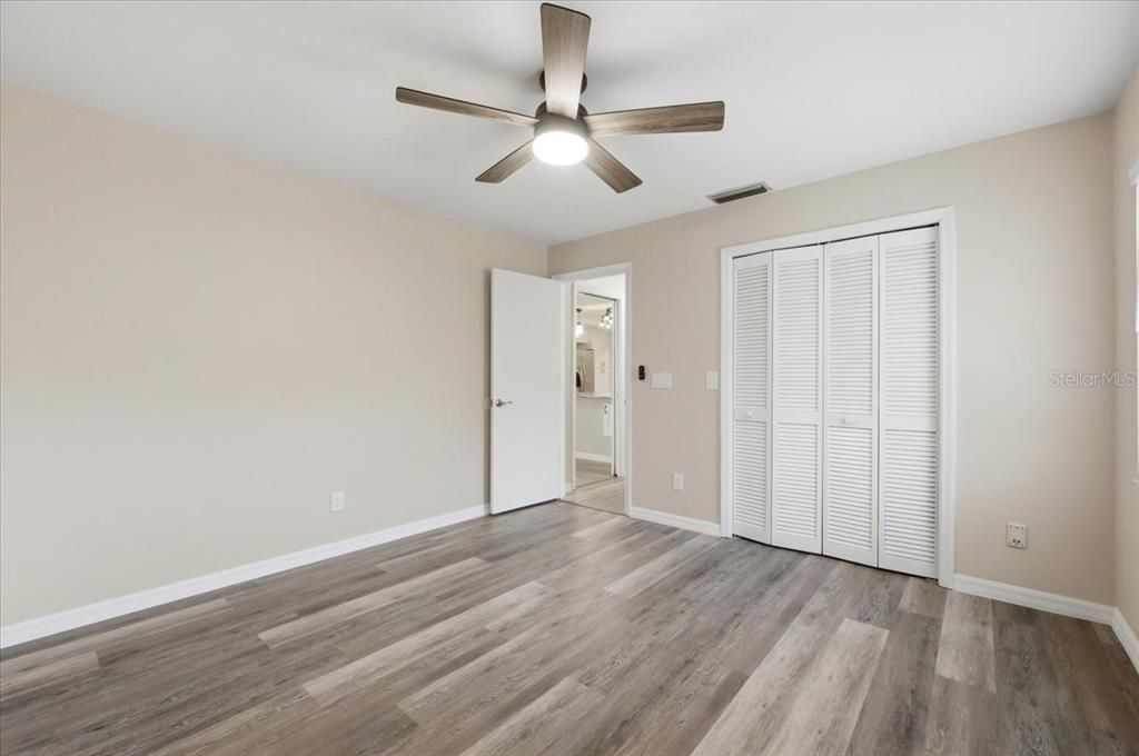 For Sale: $565,000 (4 beds, 3 baths, 2292 Square Feet)