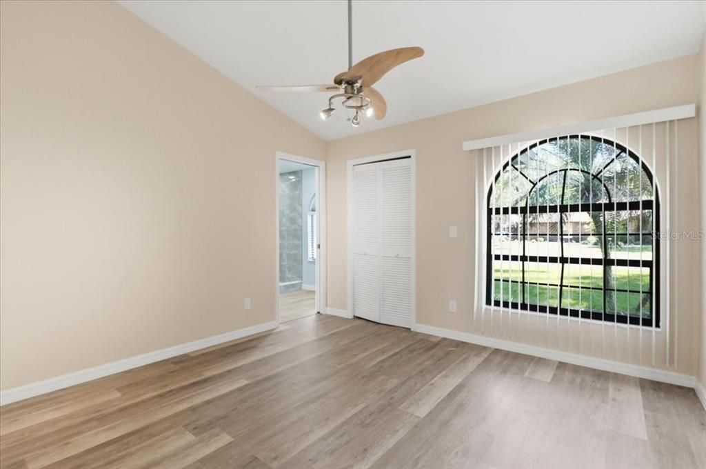 For Sale: $565,000 (4 beds, 3 baths, 2292 Square Feet)