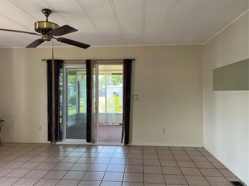 For Sale: $177,500 (2 beds, 2 baths, 1232 Square Feet)