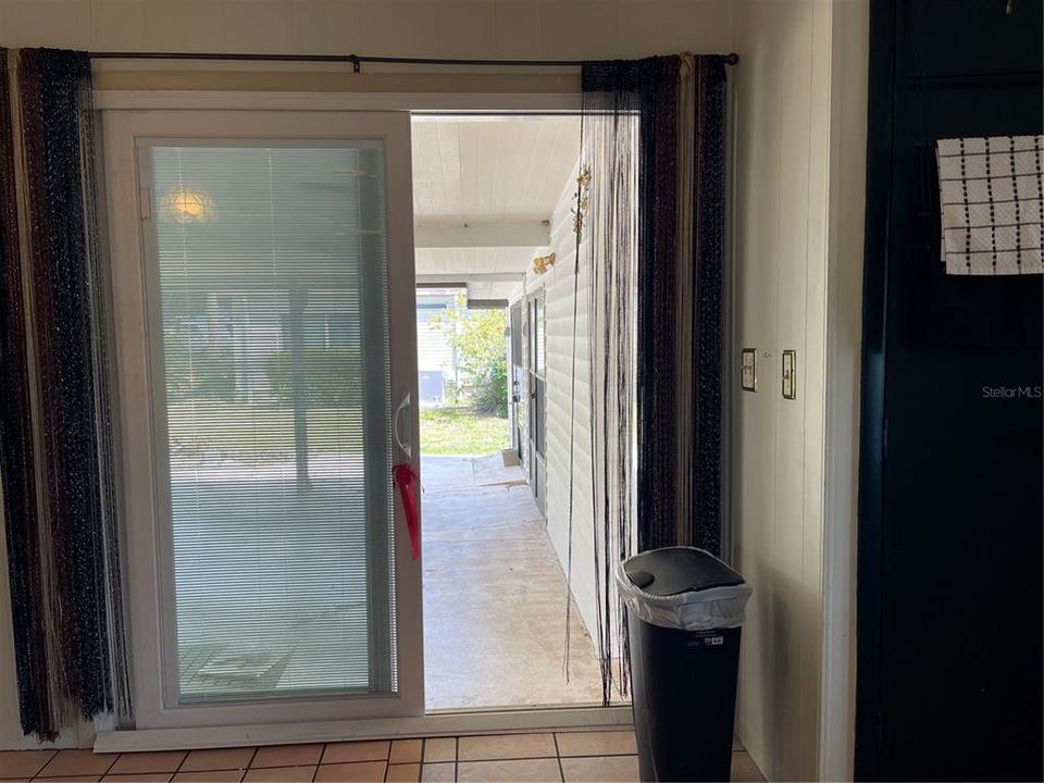 For Sale: $177,500 (2 beds, 2 baths, 1232 Square Feet)